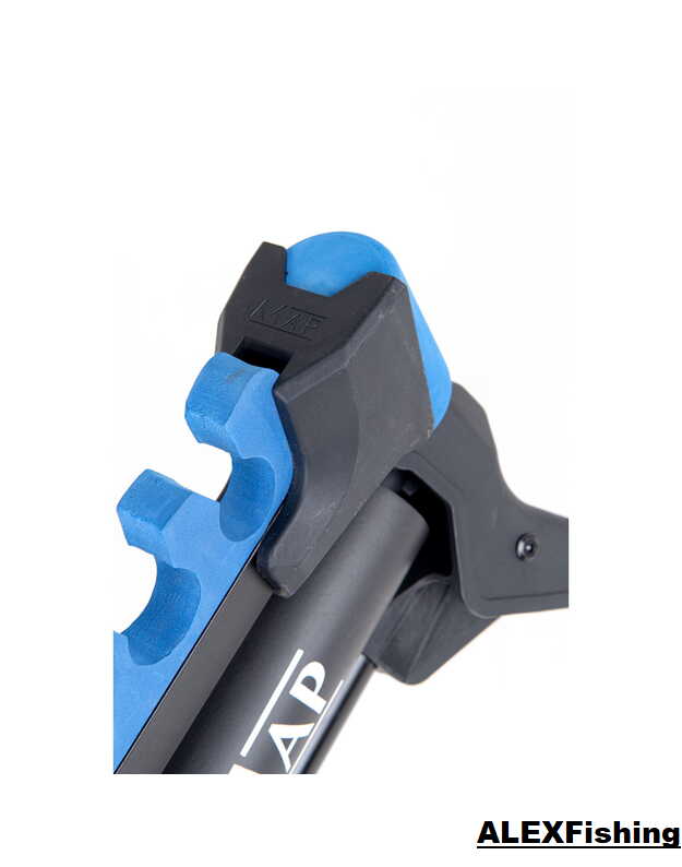 MAP Dual Pole Roller Roost Large